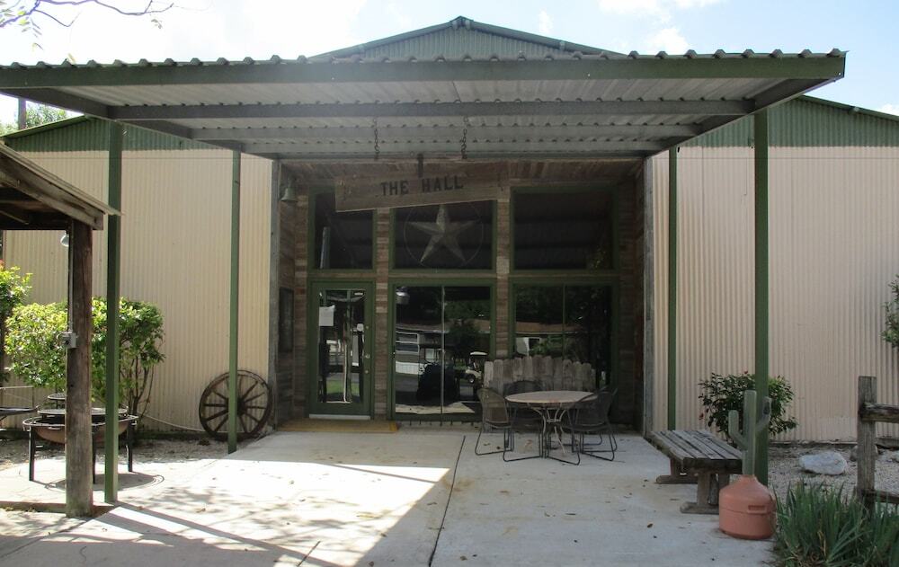 Travelers World Rv Resort San Antonio Eksteriør bilde
